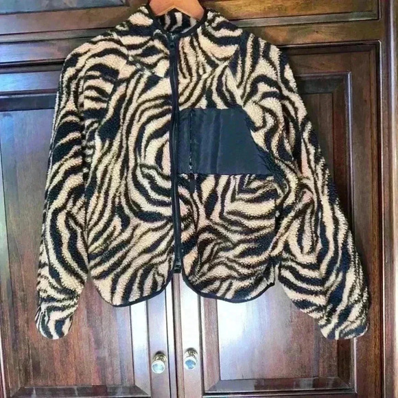 Love Fire Los Angeles Ballon Sleeves Sherpal Jacket S/P Black Orange - Picture 3 of 10